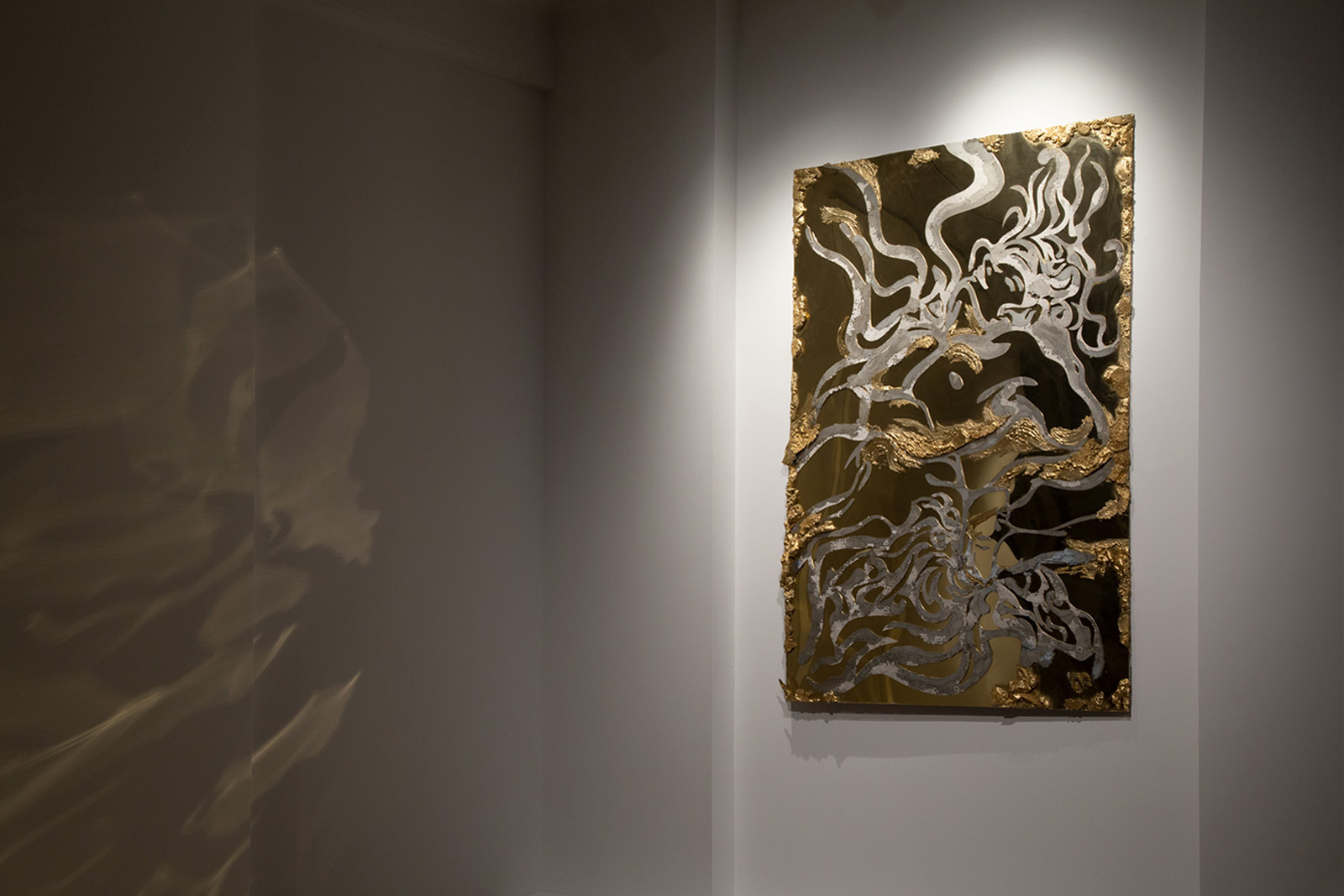 Concrete Mirrors - Hanover Gallery - Ornella Gallo Art